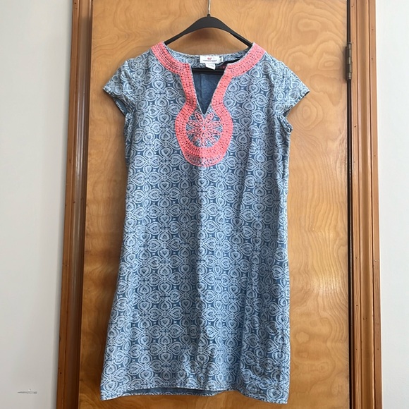 Vineyard Vines Dresses & Skirts - Vineyard Vines Dress, great condition, no stains, size 2, so cute!!
